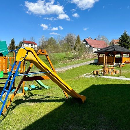 Apartamenty Na Wyrszczku 伊斯泰布纳 外观 照片
