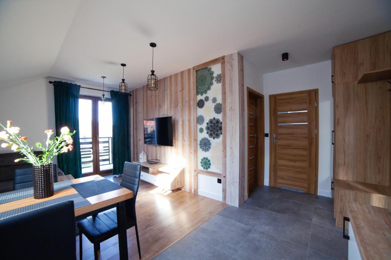 Apartamenty Na Wyrszczku 伊斯泰布纳 外观 照片