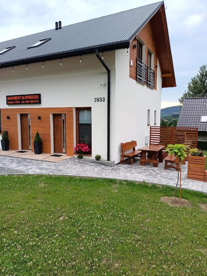 Apartamenty Na Wyrszczku 伊斯泰布纳 外观 照片