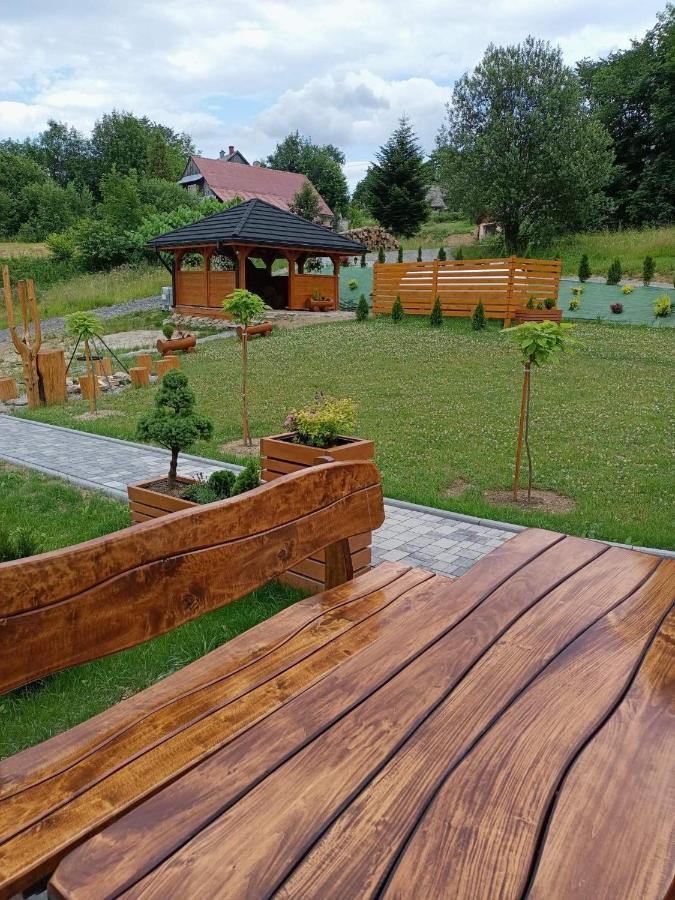 Apartamenty Na Wyrszczku 伊斯泰布纳 外观 照片