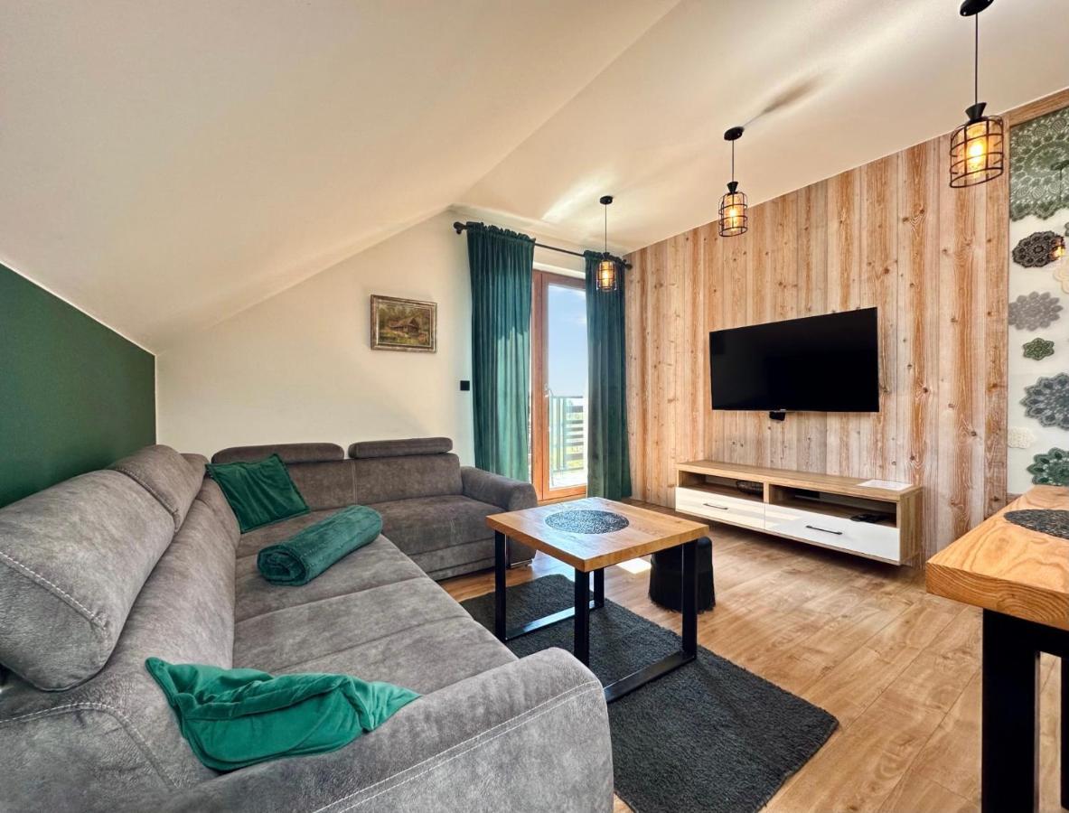 Apartamenty Na Wyrszczku 伊斯泰布纳 外观 照片