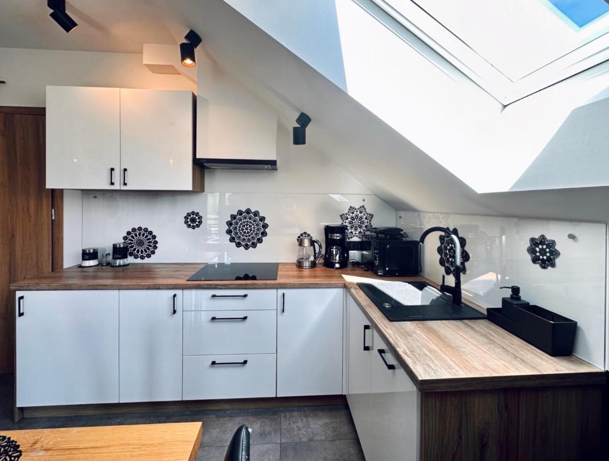 Apartamenty Na Wyrszczku 伊斯泰布纳 外观 照片