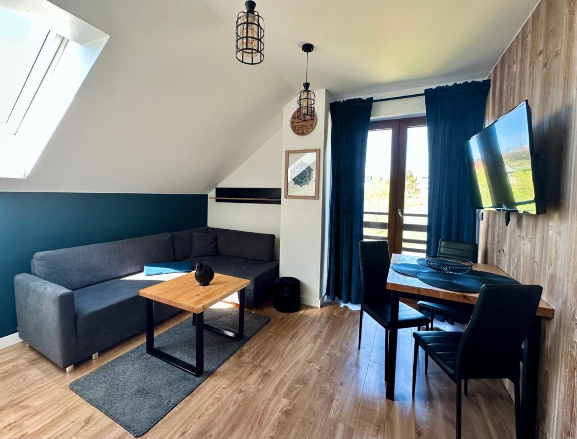 Apartamenty Na Wyrszczku 伊斯泰布纳 外观 照片
