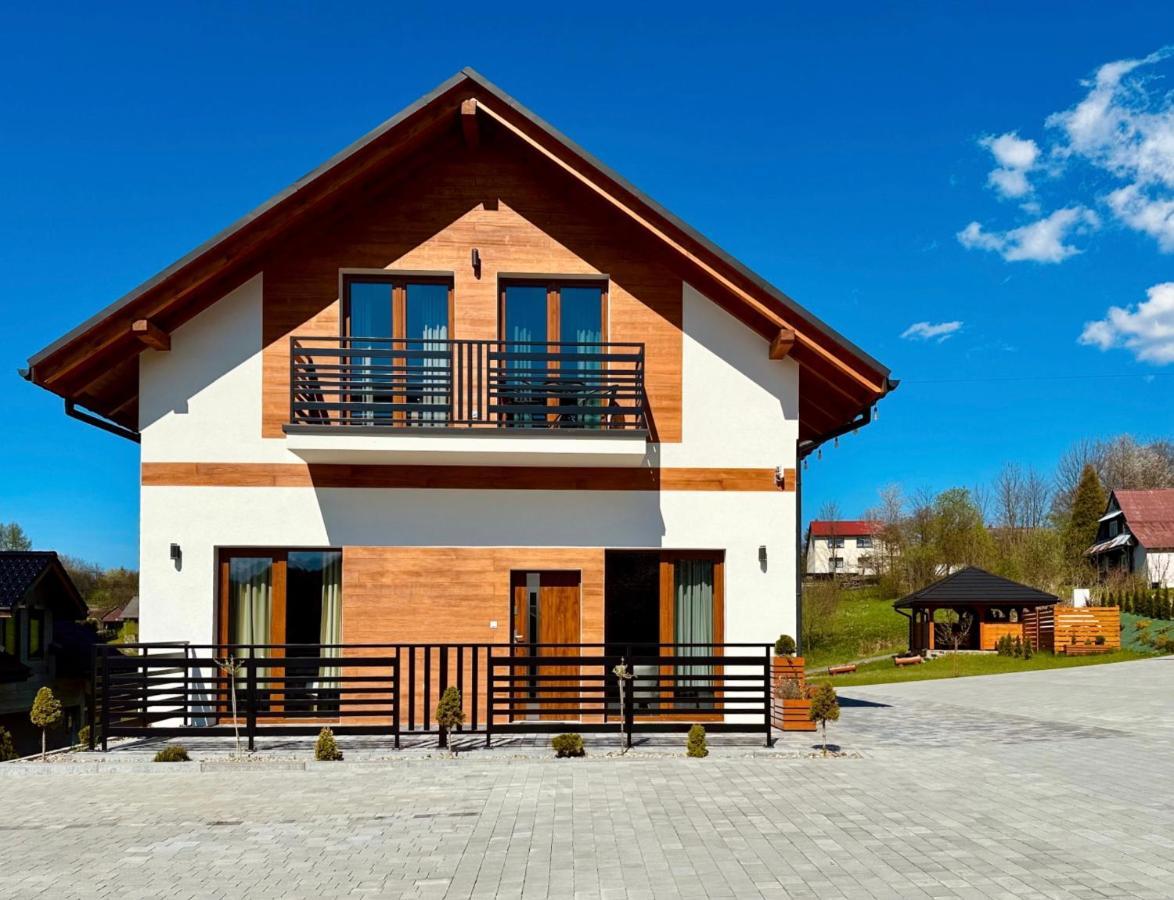 Apartamenty Na Wyrszczku 伊斯泰布纳 外观 照片