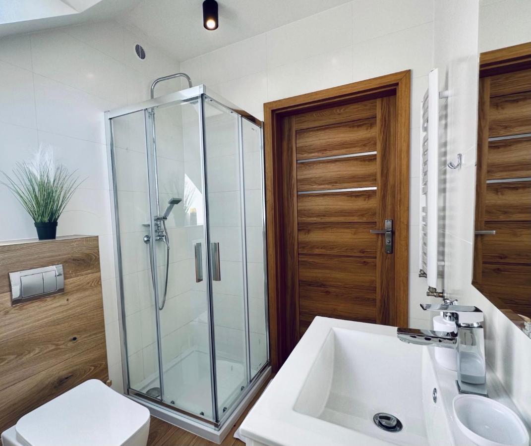Apartamenty Na Wyrszczku 伊斯泰布纳 外观 照片