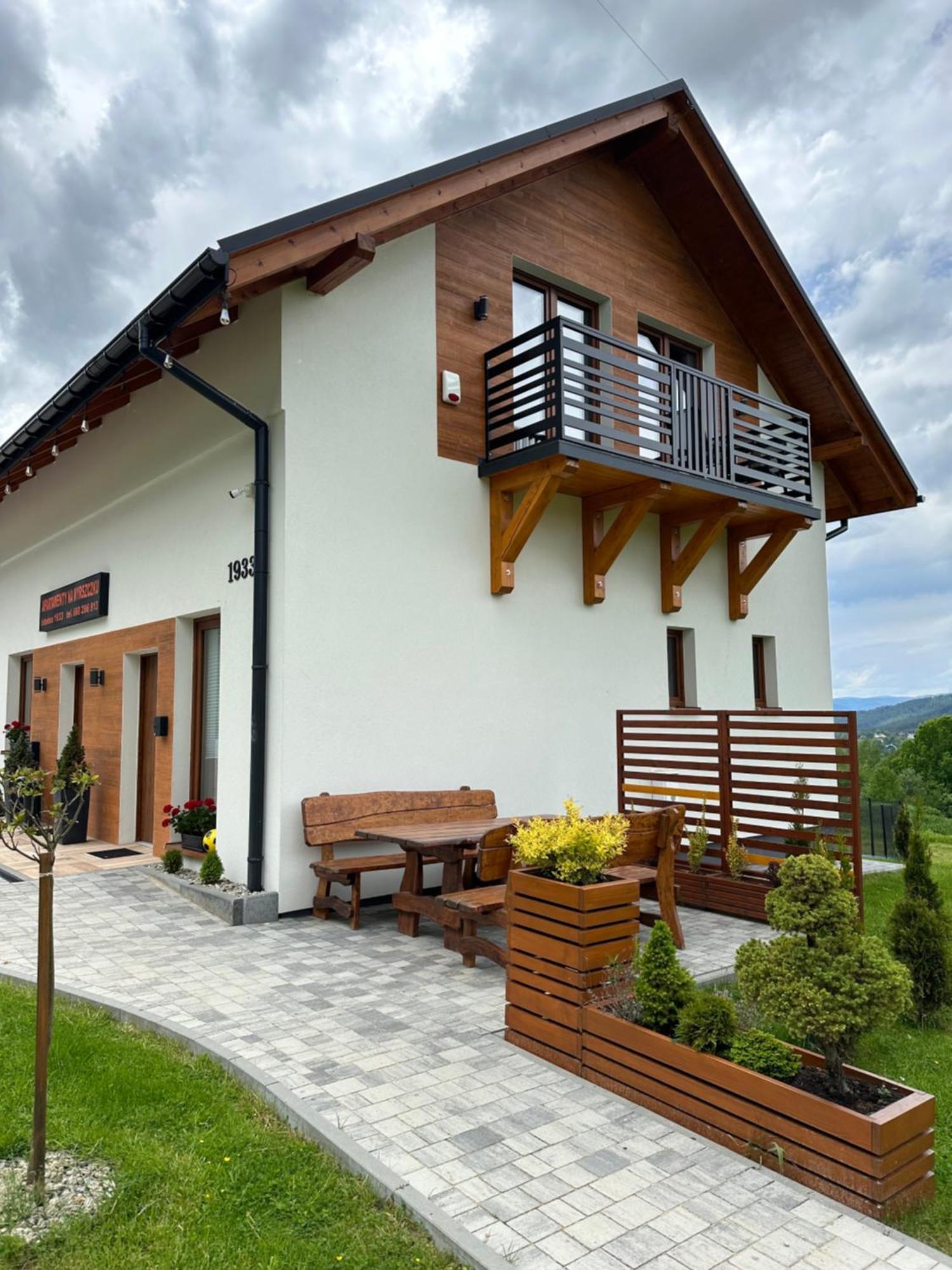 Apartamenty Na Wyrszczku 伊斯泰布纳 外观 照片